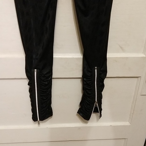 Animal print leggings - Picture 2 of 4